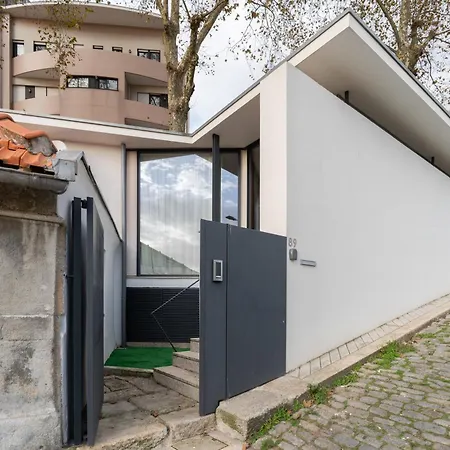 Host Wise - Bright And Cozy House With Dom Luis Bridge View Semesterbostad *