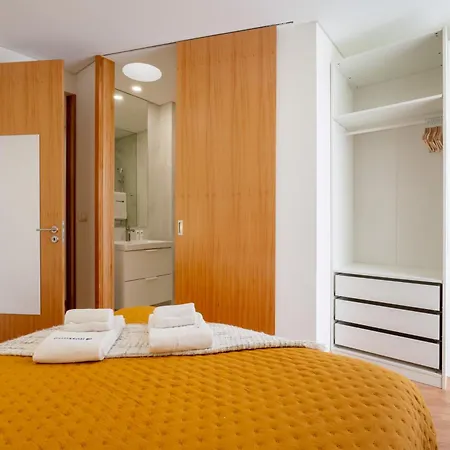 Host Wise - Bright And Cozy House With Dom Luis Bridge View *