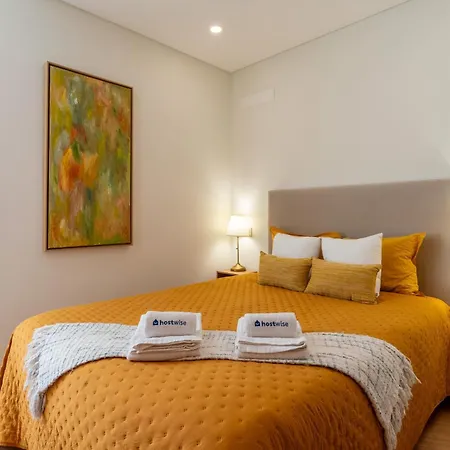 Сasa de vacaciones Host Wise - Bright&cozy House With Dom Luís Bridge View