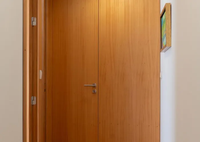 Host Wise - Bright And Cozy House With Dom Luis Bridge View Feriehus *