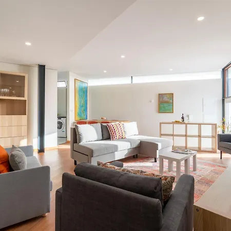 Casa de Férias Host Wise - Bright&cozy House With Dom Luís Bridge View Porto